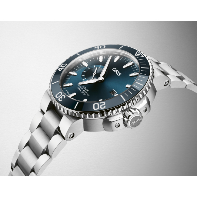 Oris Aquis Small Second Date Automatic Men s