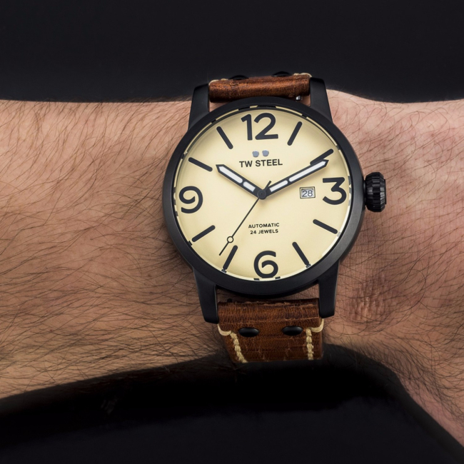 Tw steel hotsell maverick automatic