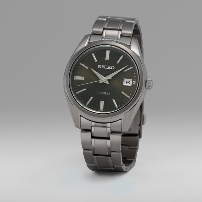 SEIKO Essential Time Men s